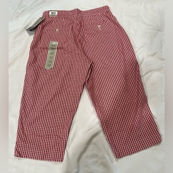Lee Khakis Classic STRETCH MID RISE, BELOW THE KNEE RED POPPY CHECK SIZE 14M - Picture 5 of 8